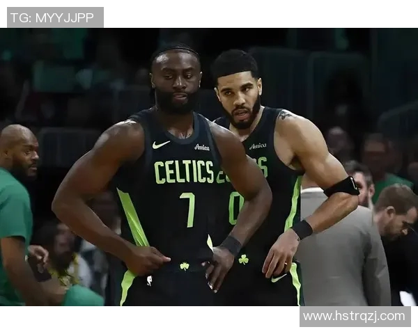 塔图姆双双助攻班凯罗爆发怀特火力全开绿军轻取魔术开启新赛季