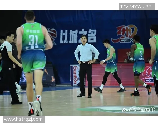 张庆鹏接任北控主帅休赛期球队将迎来人员调整与变动